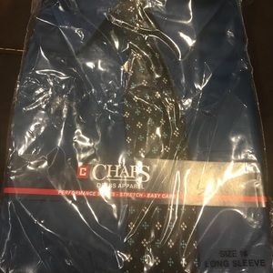 Long sleeve dress shirt and tie